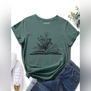 Book graphic tee. Size m. SHEIN.